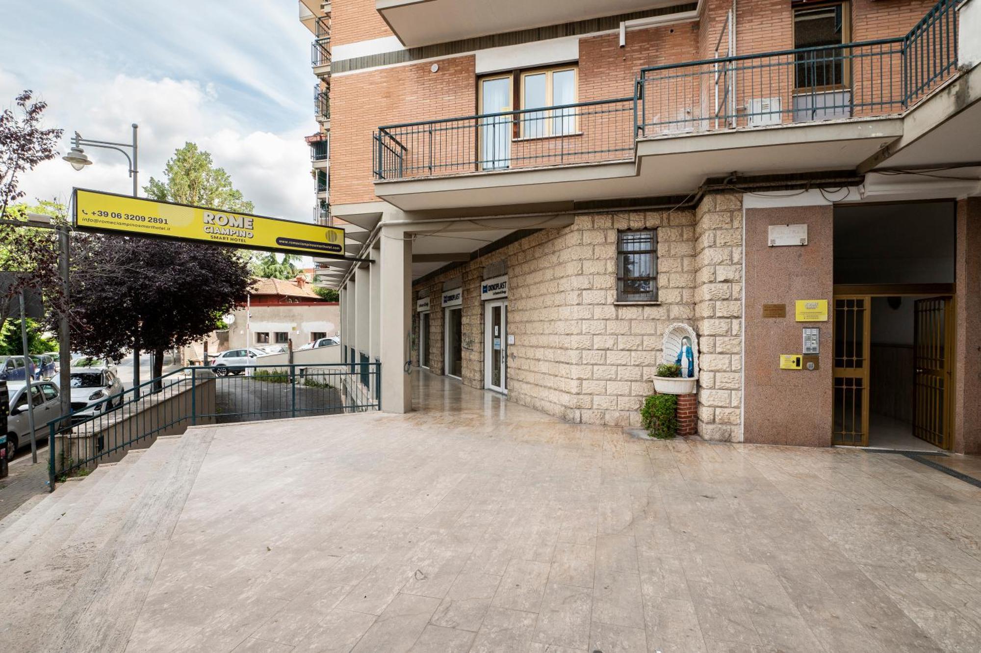 Rome Ciampino Smart Hotel Exterior photo